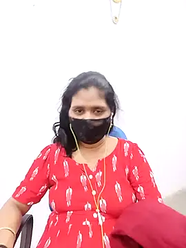 Snapshot of Lucky-Deepthi chatting on 19, 2, 2025 Lucky-Deepthi online show from 19, 2, 2025