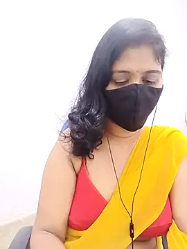 Snapshot of Lucky-Deepthi chatting on 13, 10, 2025 Lucky-Deepthi online show from 13, 10, 2025