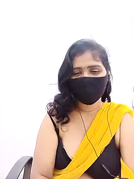 Snapshot of Lucky-Deepthi chatting on 25, 10, 2025 Lucky-Deepthi online show from 25, 10, 2025