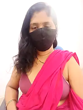 Snapshot of Lucky-Deepthi chatting on 8, 11, 2025 Lucky-Deepthi online show from 8, 11, 2025