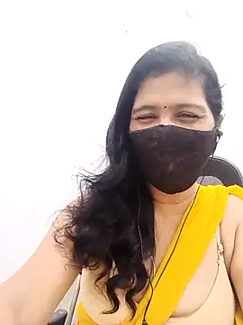 Snapshot of Lucky-Deepthi chatting on 23, 4, 2026 Lucky-Deepthi online show from 23, 4, 2026
