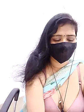 Snapshot of Lucky-Deepthi chatting on 4, 5, 2026 Lucky-Deepthi online show from 4, 5, 2026