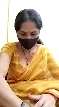 Snapshot of priyancyfun chatting on 4, 3, 2025 priyancyfun online show from 4, 3, 2025