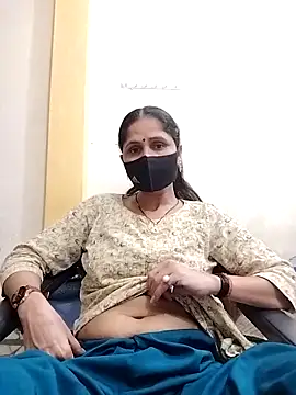 Snapshot of priyancyfun chatting on 13, 3, 2025 priyancyfun online show from 13, 3, 2025