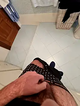 Snapshot of ziotony98 chatting on 18, 1, 2025 ziotony98 online show from 18, 1, 2025