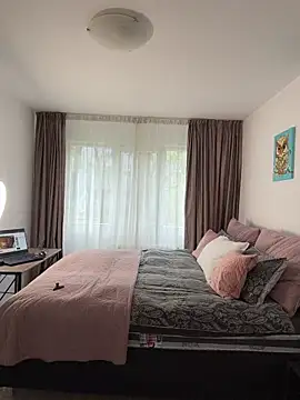 NNNoire online show from 7, 4, 2026