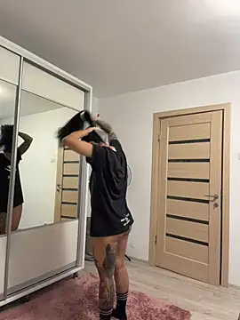 NNNoire online show from 25, 5, 2026