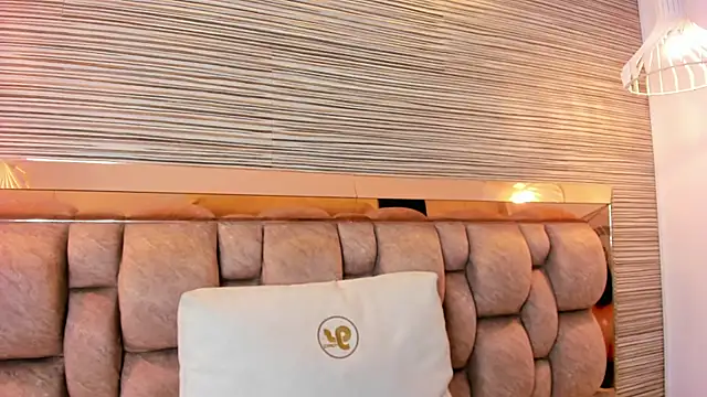 ashlyn parker online show from 8, 1, 2026