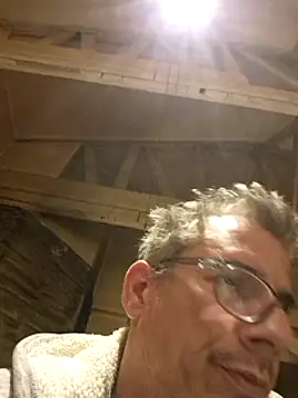 Snapshot of dimitrimarek chatting on 4, 1, 2025 dimitrimarek online show from 4, 1, 2025