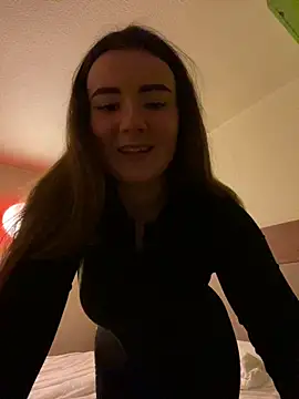 mewKate online show from 25, 3, 2026