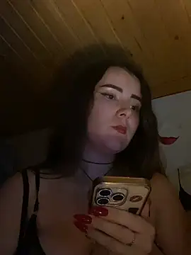 mewKate online show from 5, 7, 2026