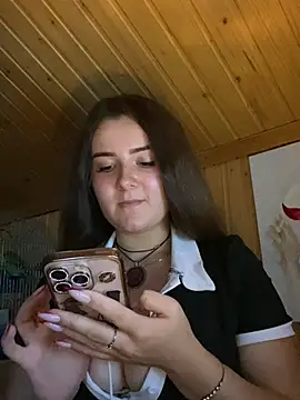 mewKate online show from 14, 7, 2026