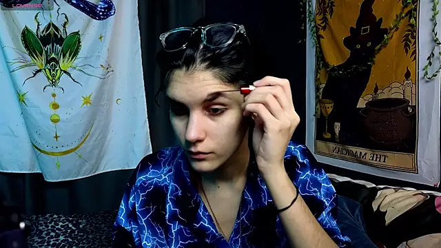 Hyeon Jin online show from 17, 1, 2025