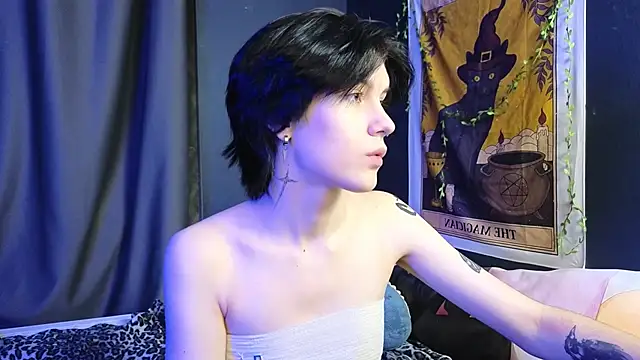 Hyeon Jin online show from 6, 2, 2025