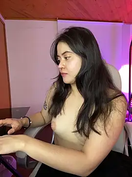Camila pinkk online show from 6, 3, 2026