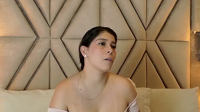 MilaRux online show from 18, 3, 2026