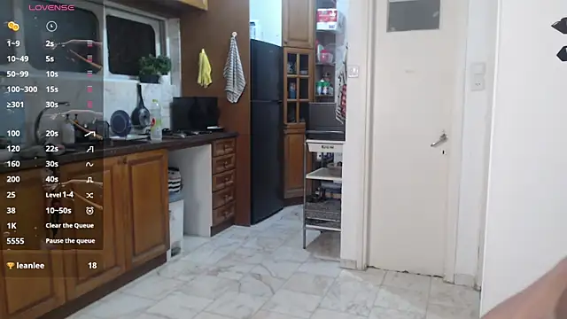 Snapshot of todddantes25 chatting on 1, 2, 2025 todddantes25 online show from 1, 2, 2025