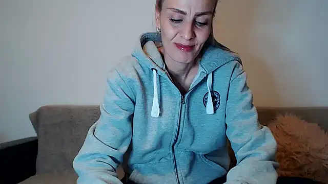 AshlineKatte online show from 24, 3, 2026