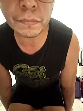 Snapshot of ricgove chatting on 6, 1, 2025 ricgove online show from 6, 1, 2025