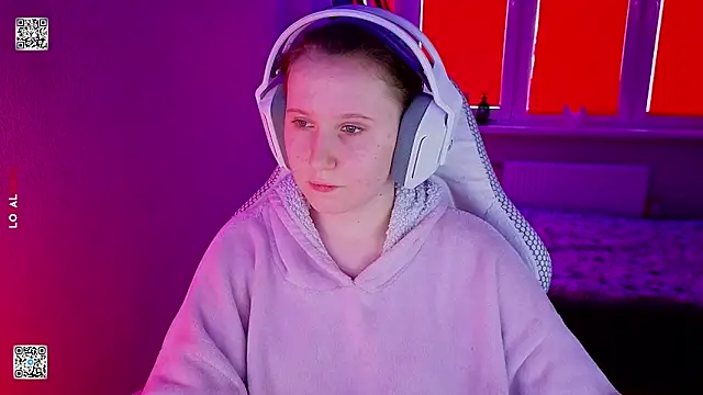 mon lola online show from 24, 4, 2026