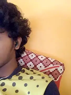 CosmicEmuu online show from 7, 1, 2025