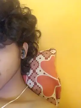 CosmicEmuu online show from 15, 3, 2025