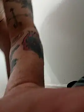 Snapshot of jayjay198080 chatting on 3, 11, 2025 jayjay198080 online show from 3, 11, 2025