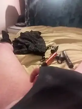 Snapshot of ludov17 chatting on 4, 3, 2026 ludov17 online show from 4, 3, 2026