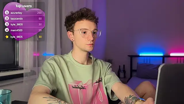 Snapshot of Calvin_Polanski chatting on 10, 1, 2025 Calvin Polanski online show from 10, 1, 2025