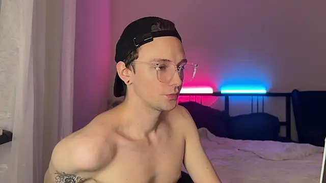 Snapshot of Calvin_Polanski chatting on 20, 1, 2025 Calvin Polanski online show from 20, 1, 2025