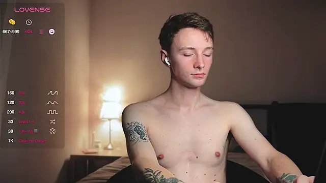 Snapshot of Calvin_Polanski chatting on 5, 11, 2025 Calvin Polanski online show from 5, 11, 2025