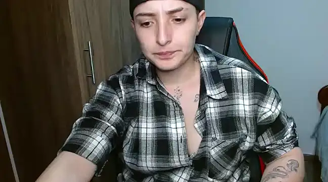 Snapshot of alex_parker07 chatting on 9, 1, 2025 alex parker07 online show from 9, 1, 2025