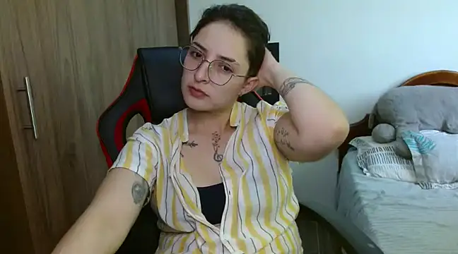 Snapshot of alex_parker07 chatting on 11, 1, 2025 alex parker07 online show from 11, 1, 2025