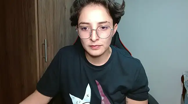 Snapshot of alex_parker07 chatting on 28, 1, 2025 alex parker07 online show from 28, 1, 2025