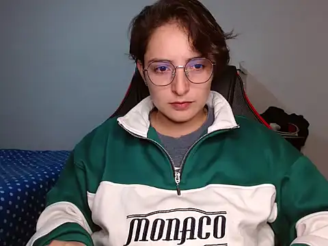 Snapshot of alex_parker07 chatting on 7, 2, 2025 alex parker07 online show from 7, 2, 2025