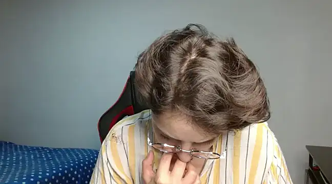 Snapshot of alex_parker07 chatting on 14, 2, 2025 alex parker07 online show from 14, 2, 2025