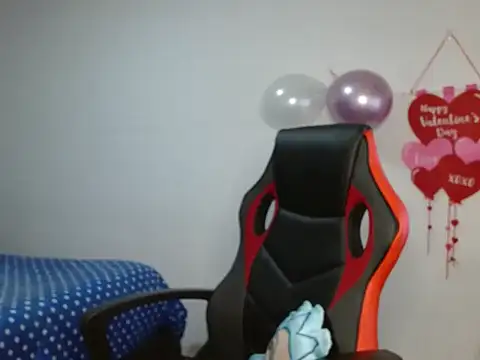 Snapshot of alex_parker07 chatting on 17, 2, 2025 alex parker07 online show from 17, 2, 2025