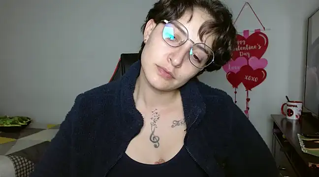 Snapshot of alex_parker07 chatting on 8, 3, 2025 alex parker07 online show from 8, 3, 2025