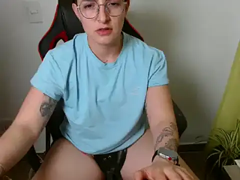 Snapshot of alex_parker07 chatting on 14, 3, 2025 alex parker07 online show from 14, 3, 2025