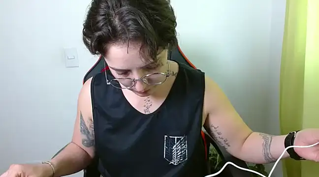 Snapshot of alex_parker07 chatting on 21, 3, 2025 alex parker07 online show from 21, 3, 2025