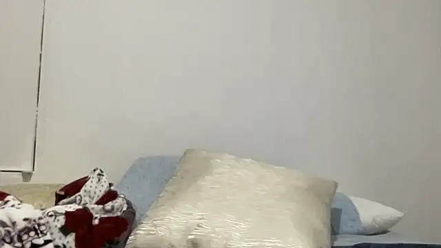 LunaBeya online show from 15, 10, 2025