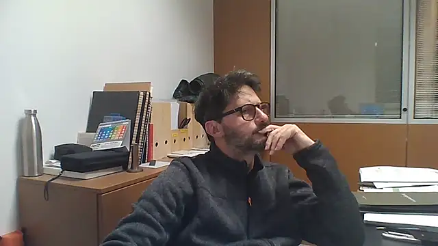 Snapshot of Cellino4 chatting on 14, 1, 2025 Cellino4 online show from 14, 1, 2025