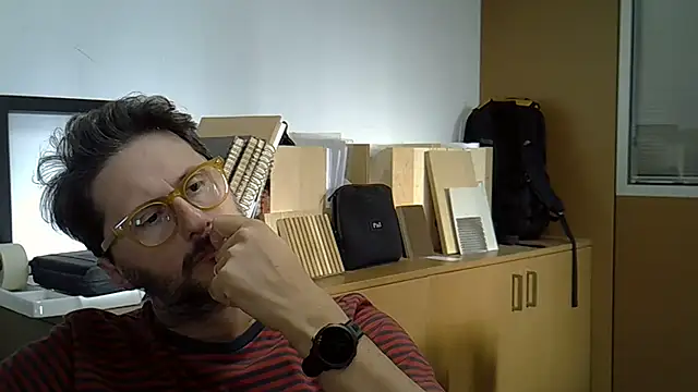 Snapshot of Cellino4 chatting on 30, 9, 2025 Cellino4 online show from 30, 9, 2025