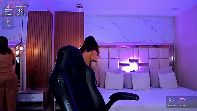 zoes milee online show from 20, 2, 2026