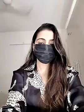 Snapshot of Priyanka998 chatting on 2, 2, 2025 Priyanka998 online show from 2, 2, 2025