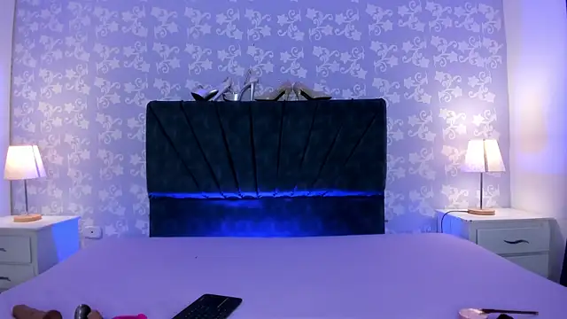 Snapshot of SalomeSimonz chatting on 5, 5, 2026 SalomeSimonz online show from 5, 5, 2026