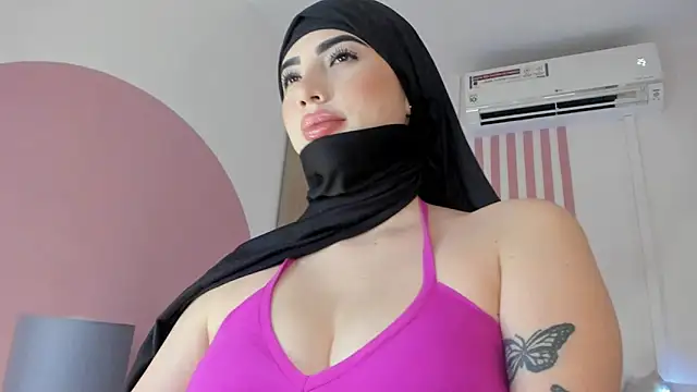 Snapshot of taylorsmiiith_ chatting on 9, 1, 2026 taylorsmiiith online show from 9, 1, 2026