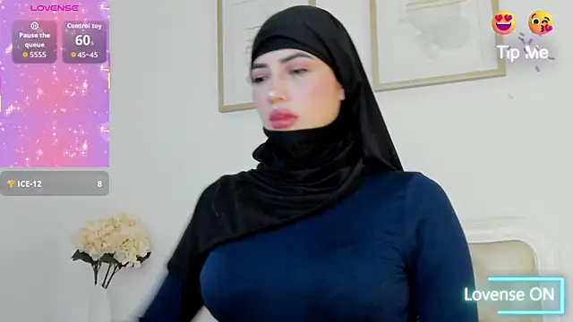 Snapshot of taylorsmiiith_ chatting on 17, 2, 2026 taylorsmiiith online show from 17, 2, 2026