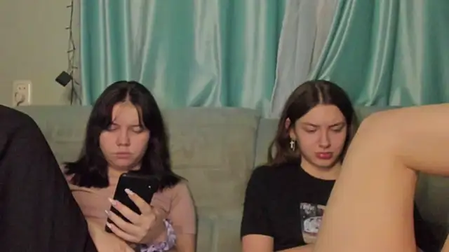 Snapshot of honey_love_honeyy chatting on 20, 1, 2025 honey love honeyy online show from 20, 1, 2025