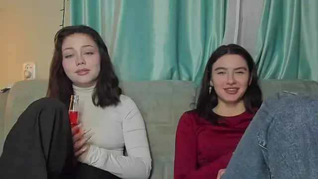 Snapshot of honey_love_honeyy chatting on 23, 1, 2025 honey love honeyy online show from 23, 1, 2025